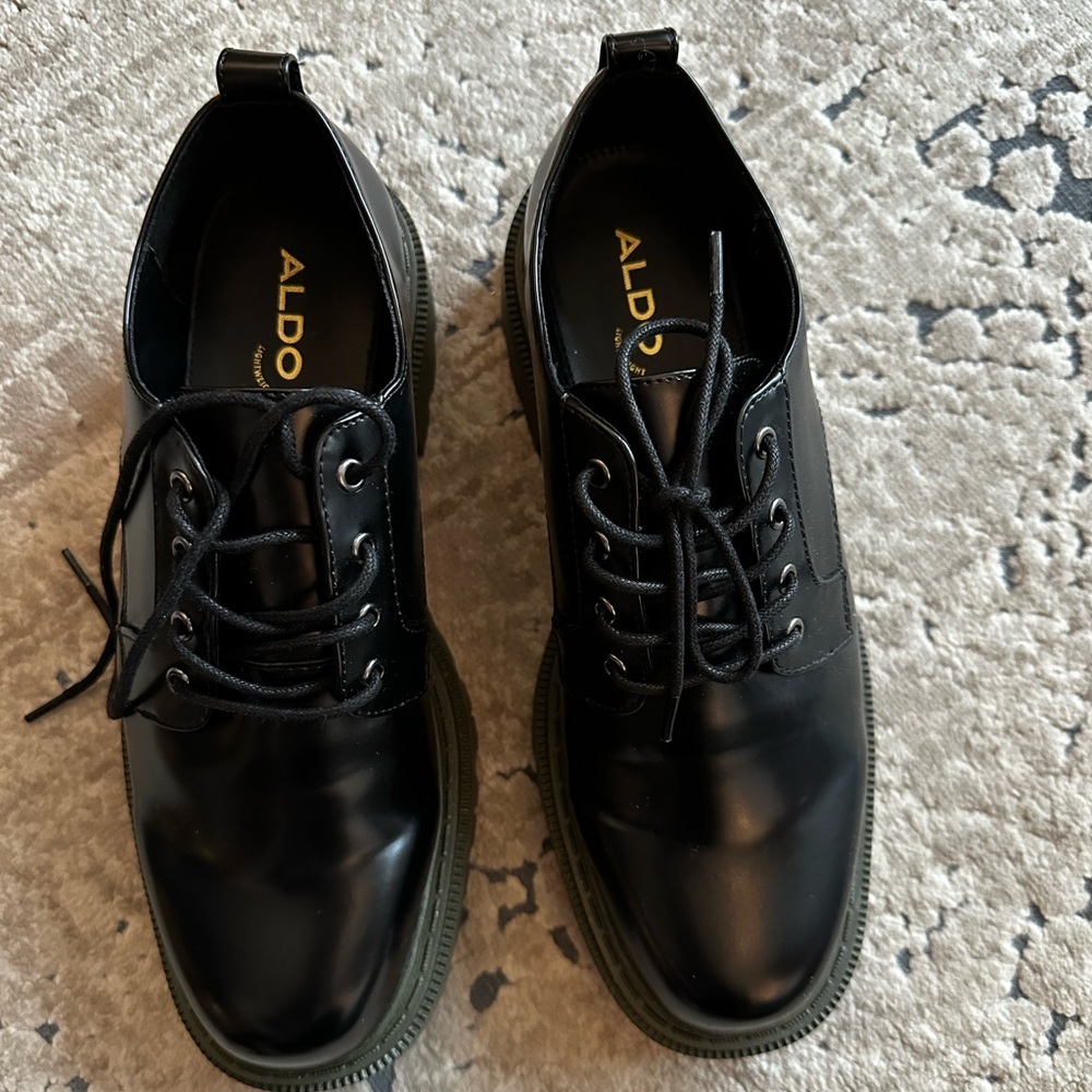 Aldo shoes US 9